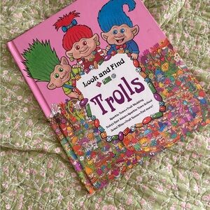 Look and Find Trolls Book - Pink Cover